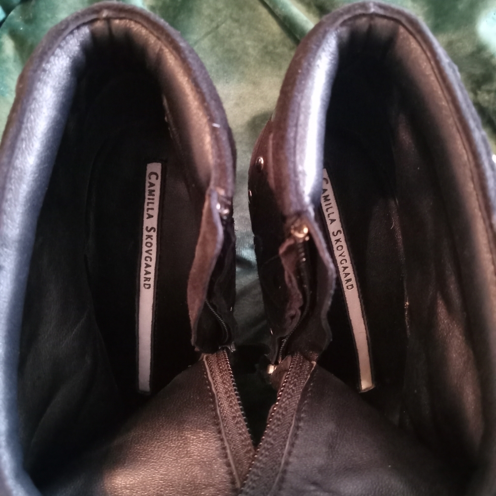 Camilla Skovgaard Black Suede Studded Wedge Ankle Boots - Picture 8 of 13